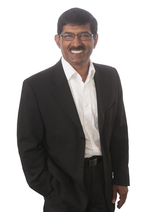 Anand Prashad, Broker